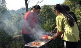 网红井川里吃瓜,揭秘网红背后的真实生活